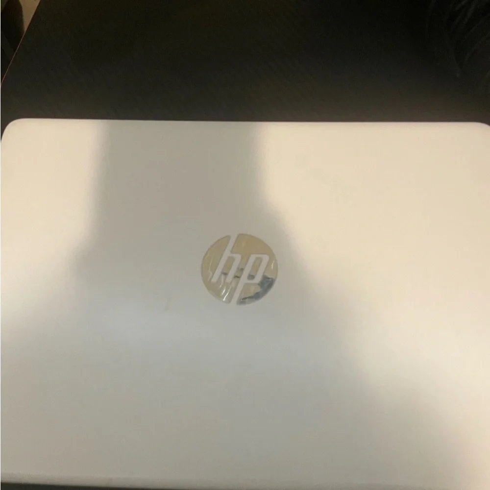 HP Stream 11-ak0035nr Intel Celeron N4000 1.1-2.6Ghz 4GB/32GB/11.6